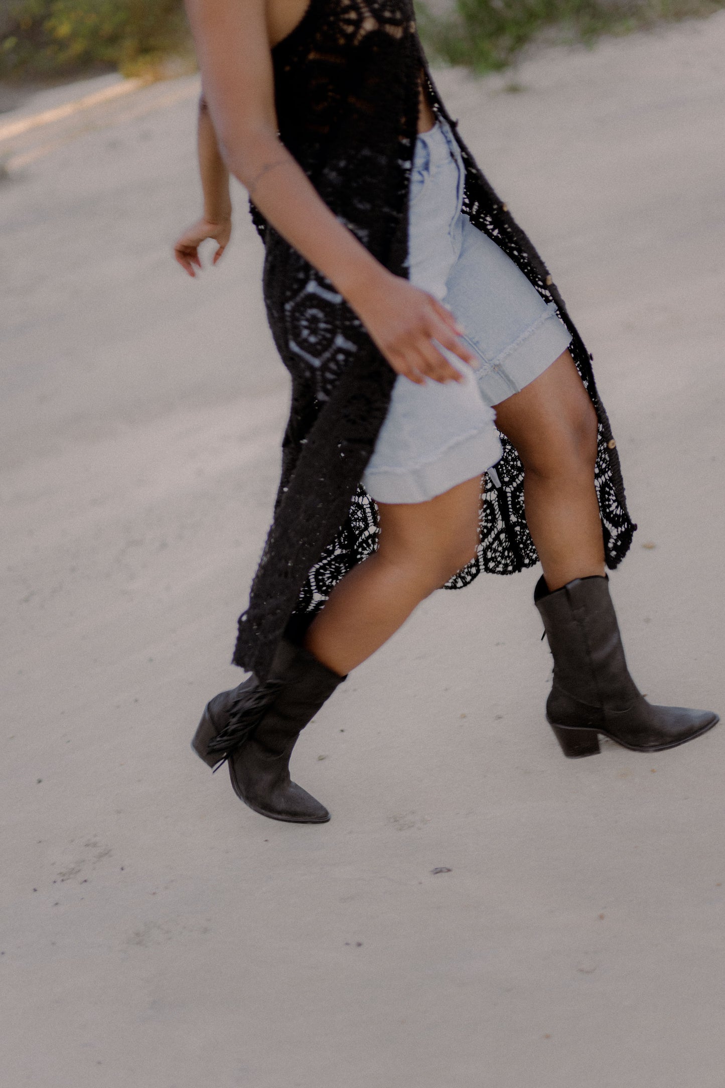 Bota texana con flecos AVANI