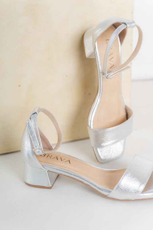 sandalias plata baja