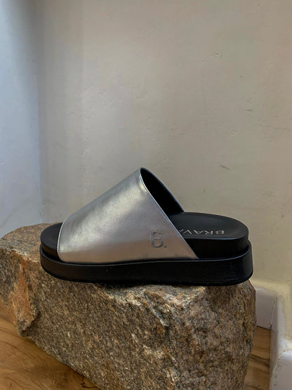 Sandalias OASIS alta