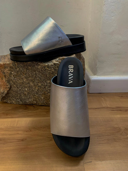 Sandalias OASIS alta