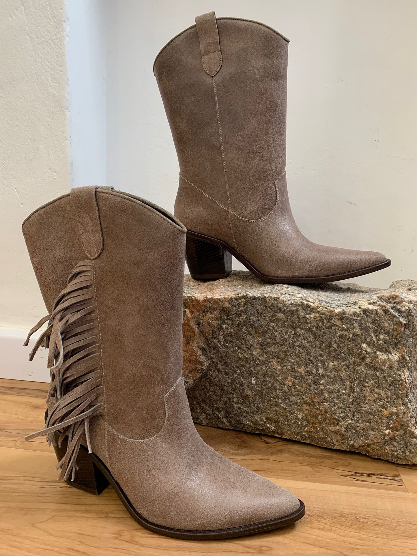 Bota texana con flecos AVANI