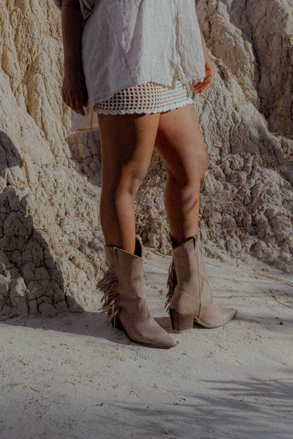 Bota texana con flecos AVANI