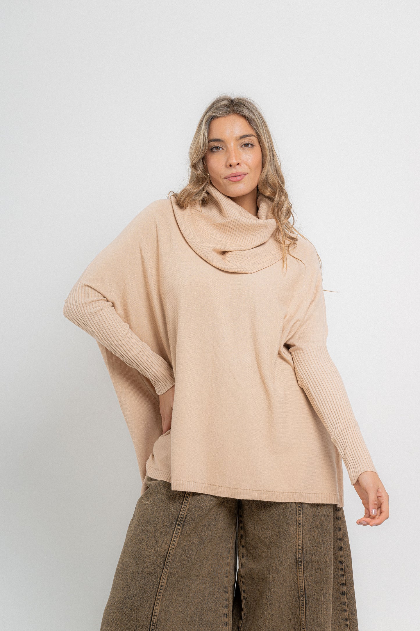 Sweater polerón GERAL