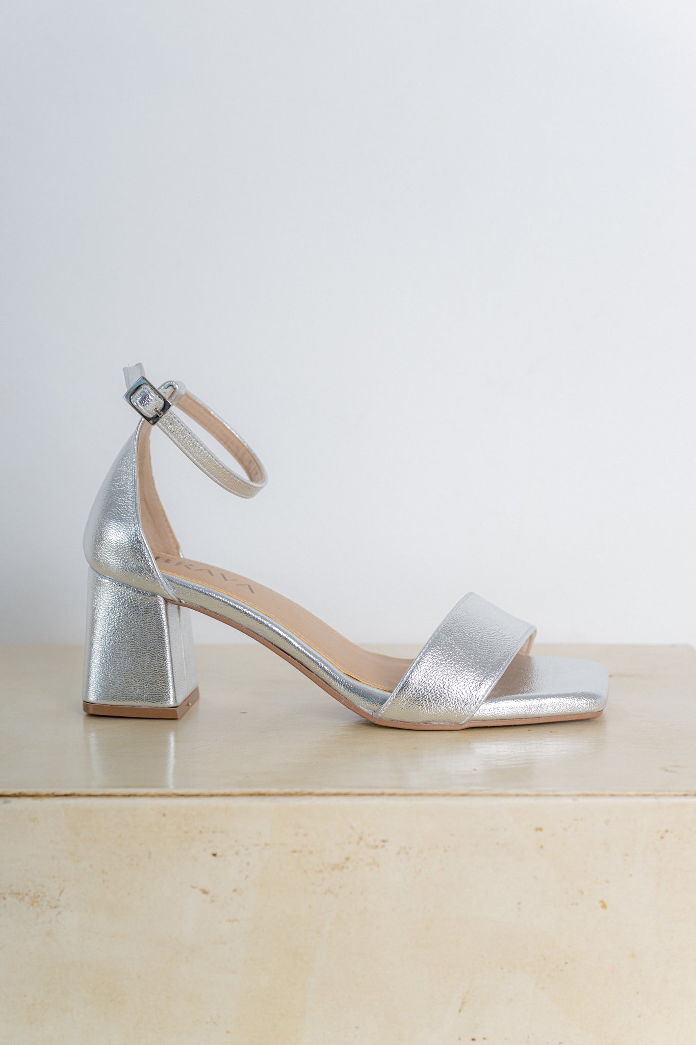 sandalias para mujer alta plata